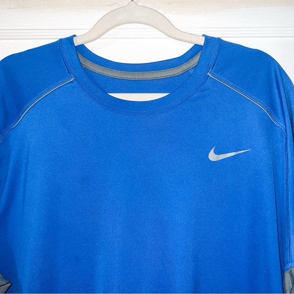 Nike Men’s Dri-FIT Short Sleeve Fitness Top, Royal Blue/Gray | L - Picture 10 of 10